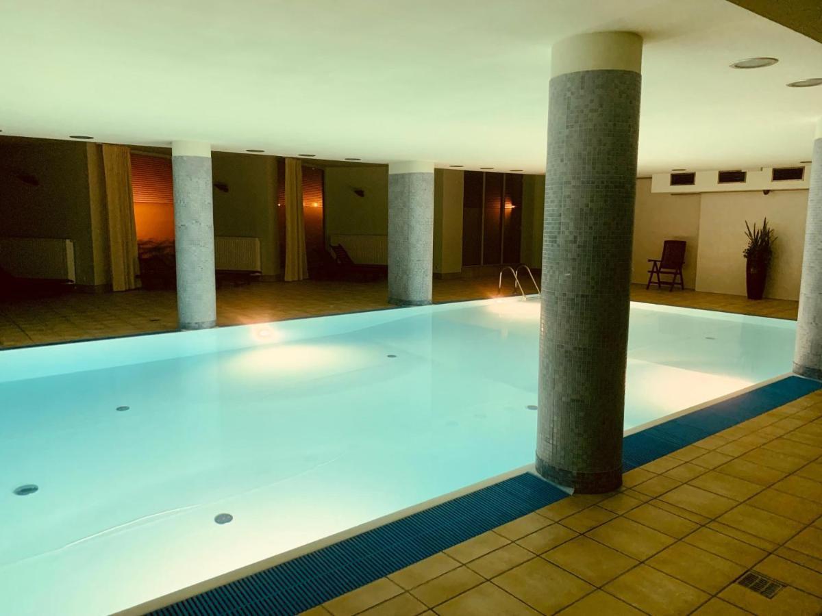 City View Wellness Apartment Swim&Steam&Relax Krakau Exterior foto