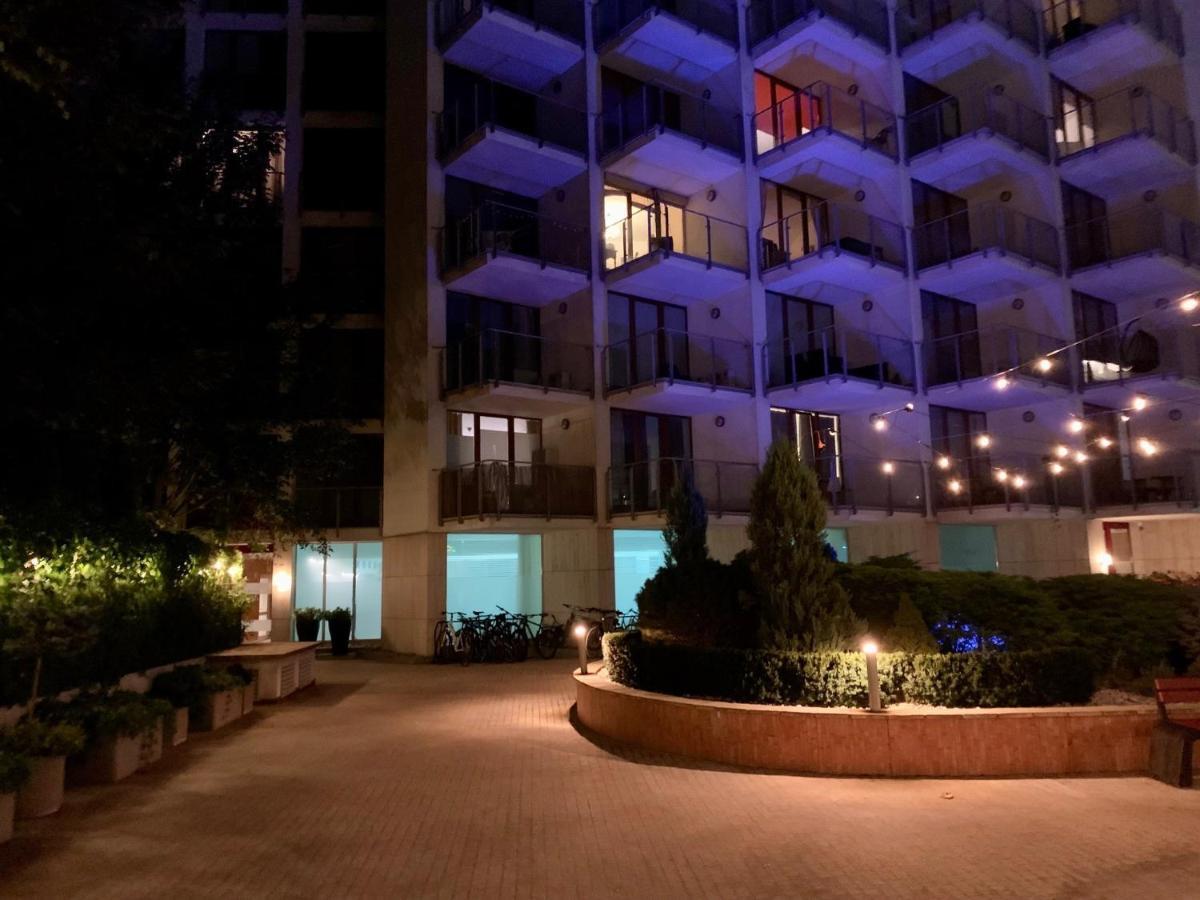City View Wellness Apartment Swim&Steam&Relax Krakau Exterior foto