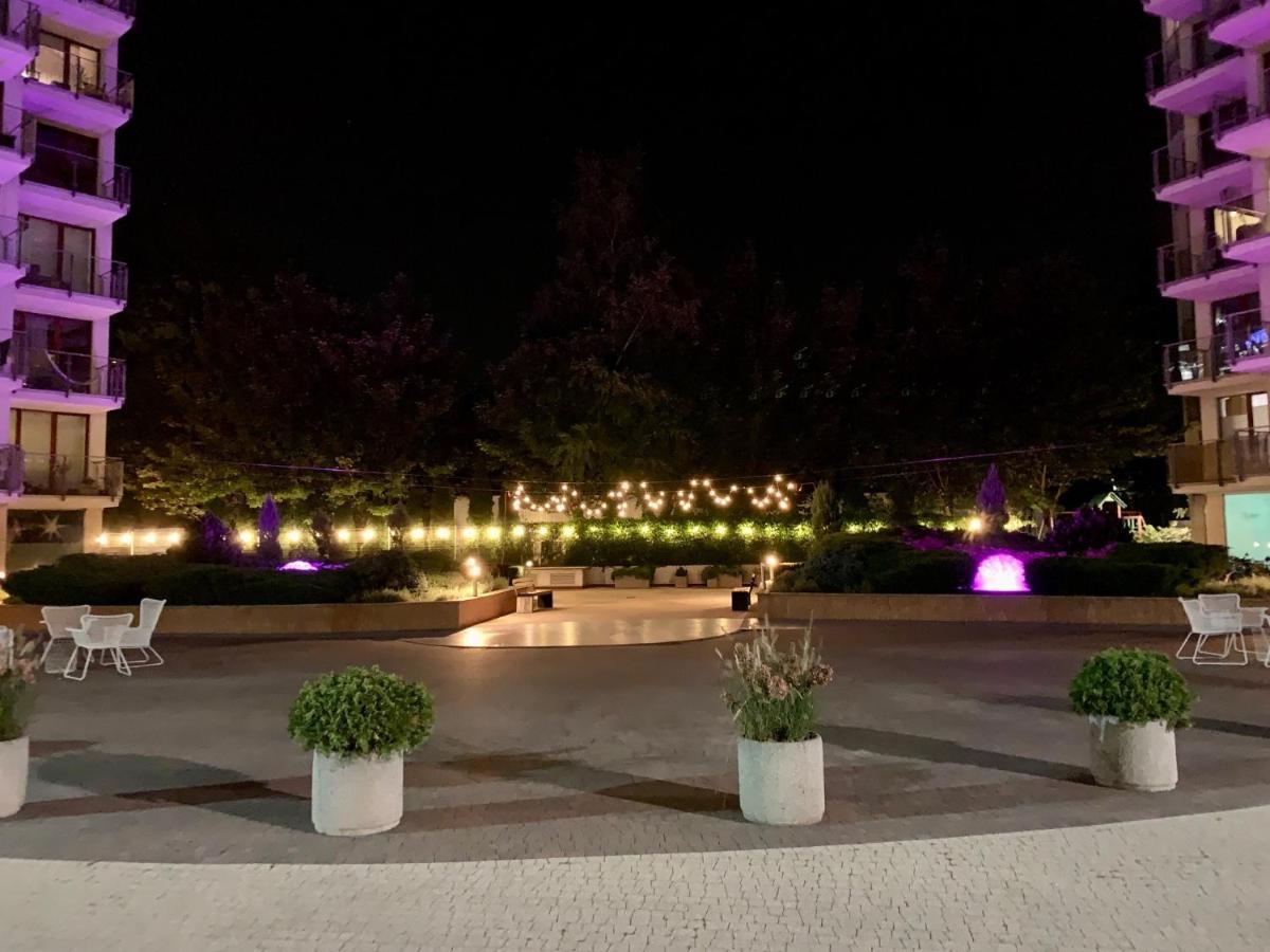 City View Wellness Apartment Swim&Steam&Relax Krakau Exterior foto