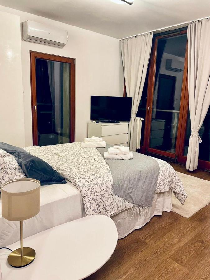 City View Wellness Apartment Swim&Steam&Relax Krakau Exterior foto
