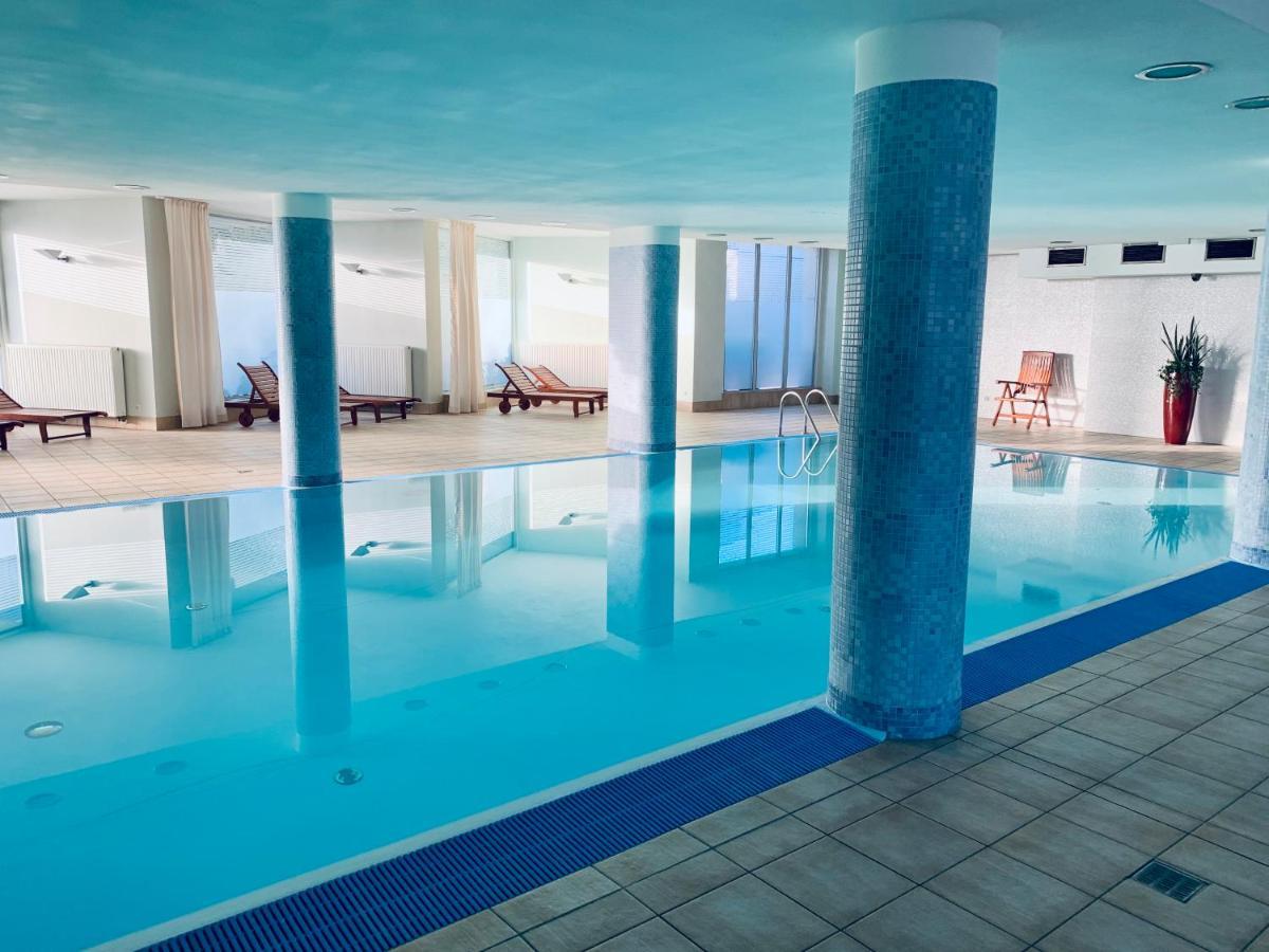 City View Wellness Apartment Swim&Steam&Relax Krakau Exterior foto